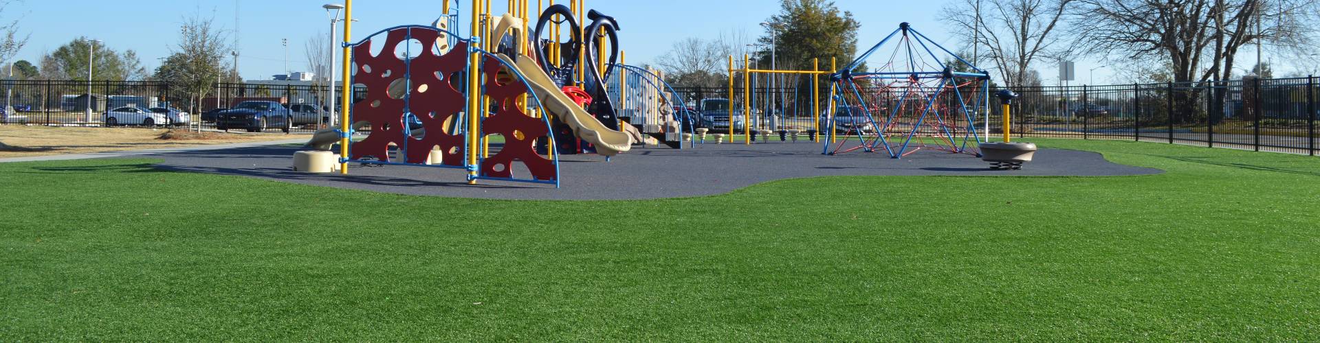 Why You Should Use Artificial Turf on Playgrounds