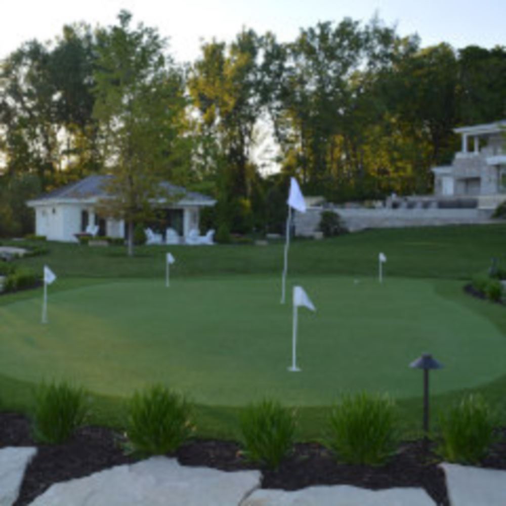 Artificial Golf Greens Maintenance Tips in Edmonton